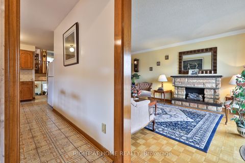 Photo 2 at 101 Benjamin Boake Trail, York University Heights, Toronto