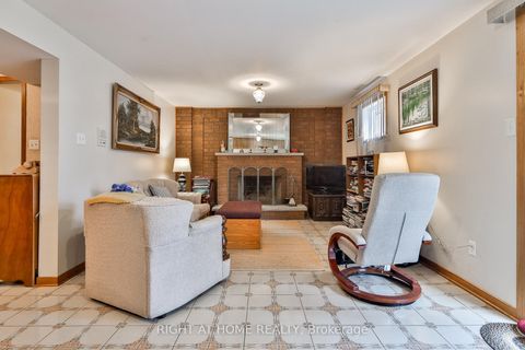 Photo 41 at 101 Benjamin Boake Trail, York University Heights, Toronto