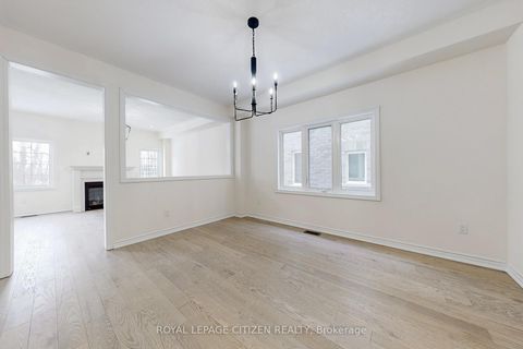 Photo 1 at 129 Cliff Thompson Crescent, Sutton & Jackson's Point, Georgina