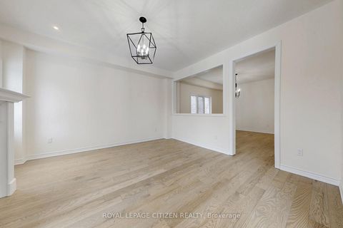 Photo 6 at 129 Cliff Thompson Crescent, Sutton & Jackson's Point, Georgina