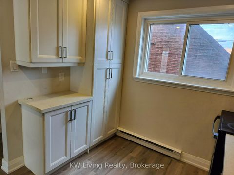 Photo 6 at 18 - 81 Irwin Road, Old Rexdale, Toronto