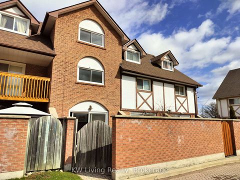 Photo 18 at 18 - 81 Irwin Road, Old Rexdale, Toronto