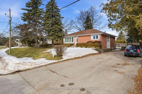 Photo 6 at 154 Hollingsworth Drive, King City, King