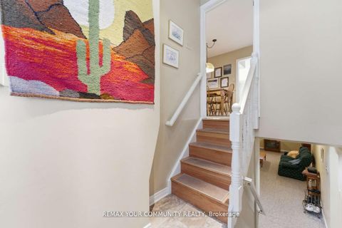 Photo 21 at 154 Hollingsworth Drive, King City, King