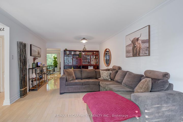 Photo 9 at 5 - 1560 KERNS Road, Tyandaga, Burlington