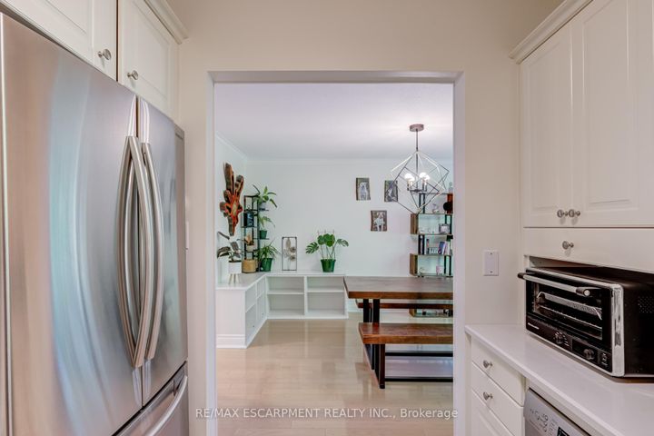 Photo 14 at 5 - 1560 KERNS Road, Tyandaga, Burlington