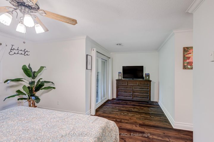 Photo 21 at 5 - 1560 KERNS Road, Tyandaga, Burlington