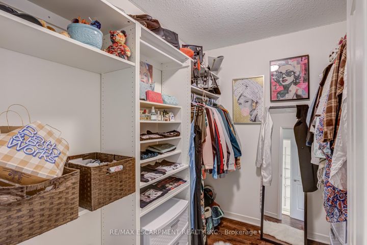 Photo 22 at 5 - 1560 KERNS Road, Tyandaga, Burlington