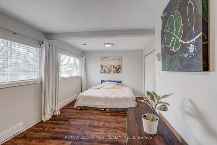 Photo 28 at 5 - 1560 KERNS Road, Tyandaga, Burlington