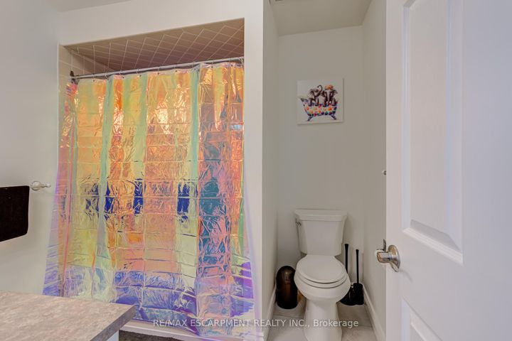 Photo 30 at 5 - 1560 KERNS Road, Tyandaga, Burlington