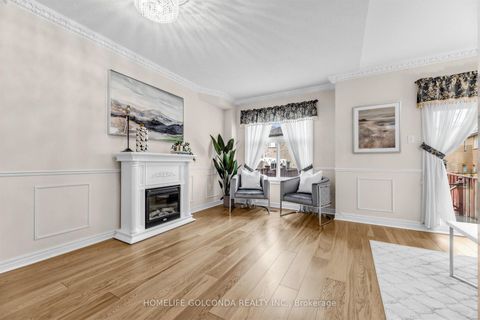 Photo 3 at 15 Amulet Crescent, Rouge Woods, Richmond Hill