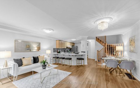 Photo 5 at 15 Amulet Crescent, Rouge Woods, Richmond Hill