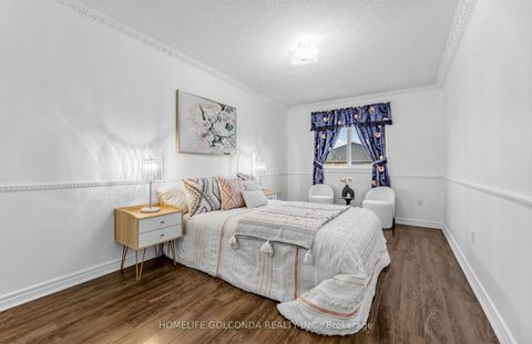 Photo 21 at 15 Amulet Crescent, Rouge Woods, Richmond Hill