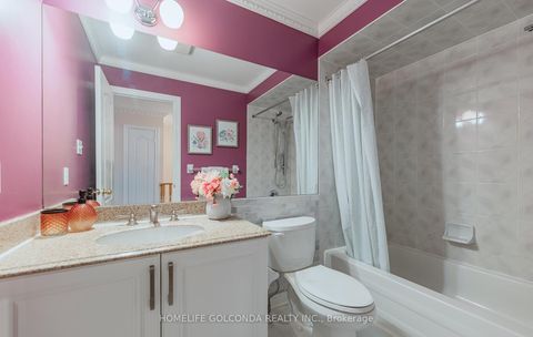 Photo 24 at 15 Amulet Crescent, Rouge Woods, Richmond Hill