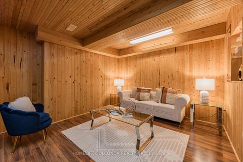 Photo 26 at 15 Amulet Crescent, Rouge Woods, Richmond Hill