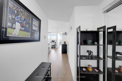 Photo 6 at 421 - 4800 Highway 7, East Woodbridge, Vaughan