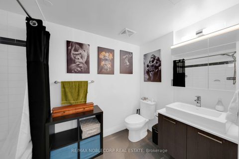 Photo 17 at 421 - 4800 Highway 7, East Woodbridge, Vaughan