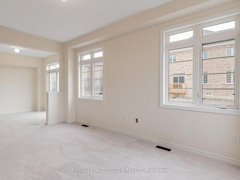 Photo 11 at 165 Hawkins Street, Sutton & Jackson's Point, Georgina