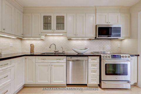 Photo 9 at 14 Anvil Millway, Windfields, Toronto