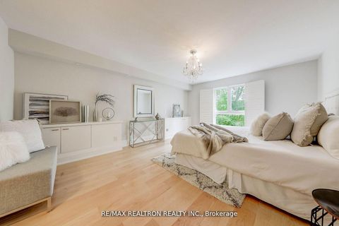 Photo 11 at 14 Anvil Millway, Windfields, Toronto