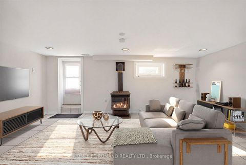 Photo 25 at 9 Little Avenue, Weston, Toronto