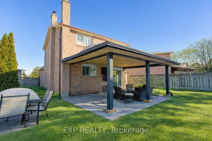 Photo 30 at 39 Regis Court, Stoney Creek, Hamilton