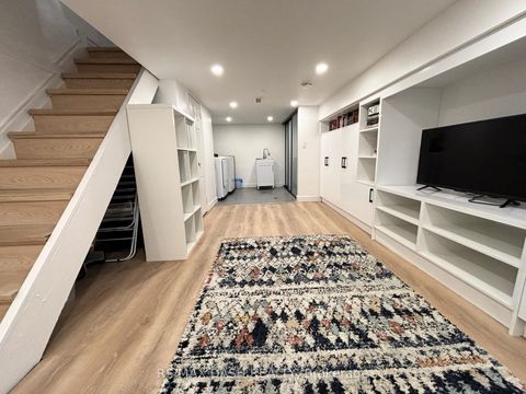 Photo 19 at 3312 Bathurst Street, Lawrence, Toronto