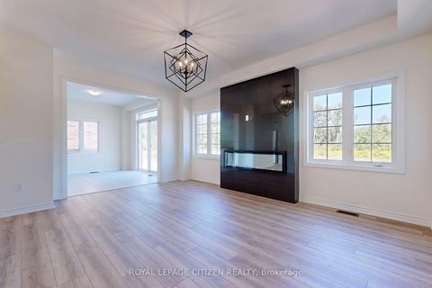 Photo 3 at 140 Hawkins Street, Sutton & Jackson's Point, Georgina