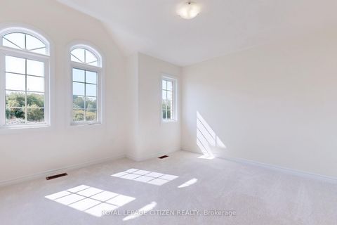 Photo 35 at 140 Hawkins Street, Sutton & Jackson's Point, Georgina