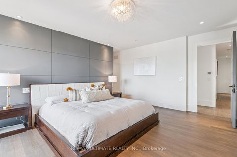 Photo 14 at 1139 Glengrove Avenue W, Glen Park, Toronto