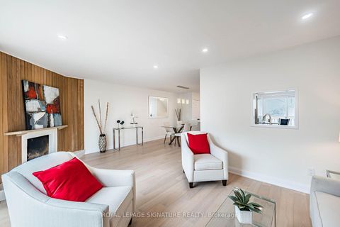 Photo 11 at 33 Cheryl Shepway, Don Valley Village, Toronto