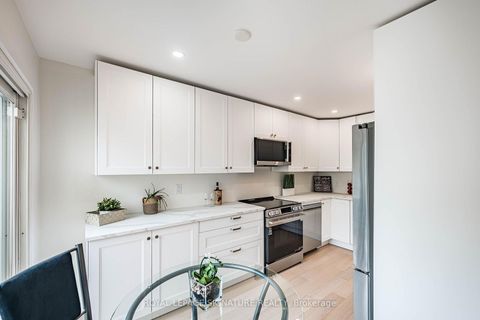 Photo 19 at 33 Cheryl Shepway, Don Valley Village, Toronto