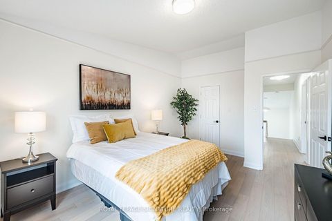 Photo 32 at 33 Cheryl Shepway, Don Valley Village, Toronto