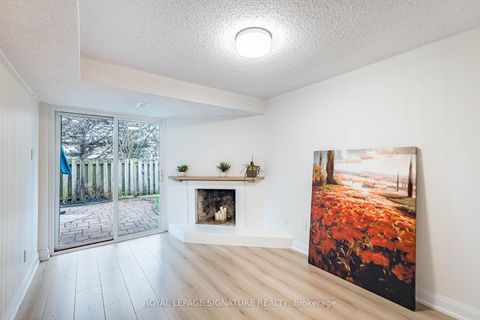 Photo 42 at 33 Cheryl Shepway, Don Valley Village, Toronto