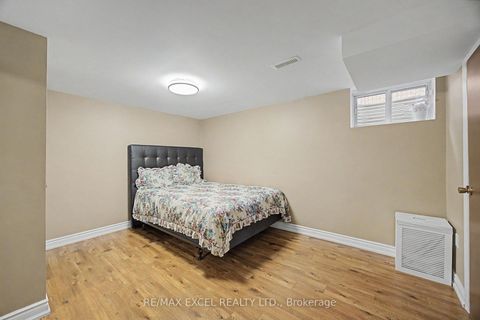 Photo 35 at 46 Robinter Drive, Newtonbrook East, Toronto