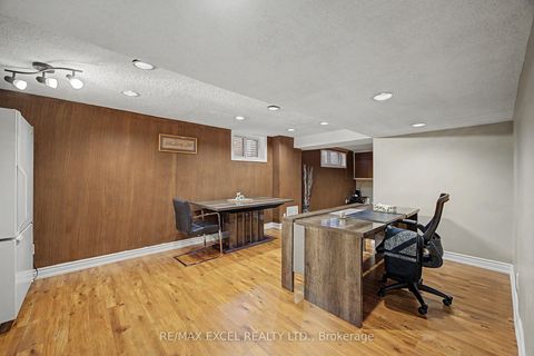 Photo 37 at 46 Robinter Drive, Newtonbrook East, Toronto