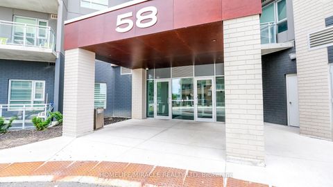 Photo 3 at 501 - 58 Lakeside Terrace, Little Lake, Barrie