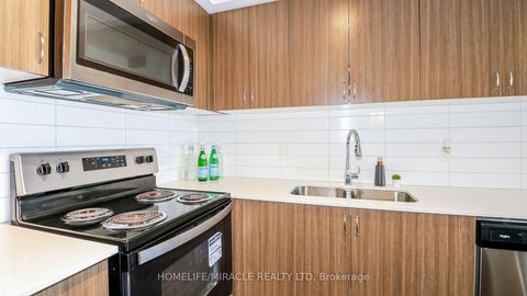 Photo 18 at 501 - 58 Lakeside Terrace, Little Lake, Barrie