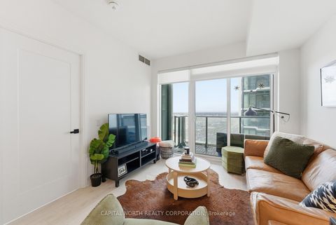 Photo 12 at 1706 - 9000 Jane Street, Vellore Village, Vaughan