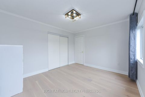 Photo 13 at 105 Panorama Crescent, Elder Mills, Vaughan