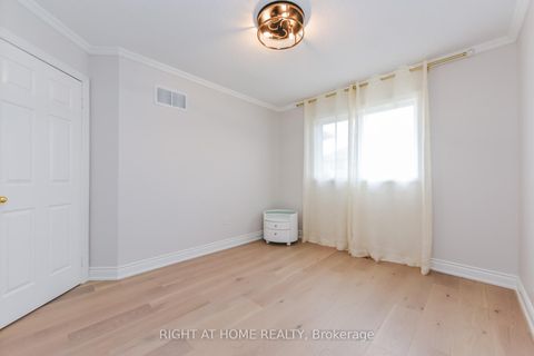 Photo 15 at 105 Panorama Crescent, Elder Mills, Vaughan