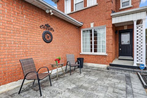 Photo 3 at 1 Aldcroft Crescent, Bowmanville, Clarington