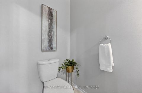 Photo 9 at 1 Aldcroft Crescent, Bowmanville, Clarington