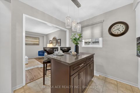 Photo 12 at 1 Aldcroft Crescent, Bowmanville, Clarington