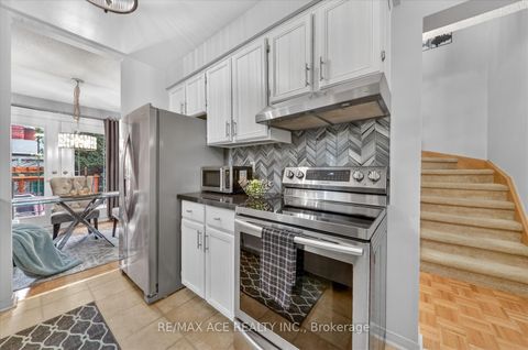Photo 14 at 1 Aldcroft Crescent, Bowmanville, Clarington