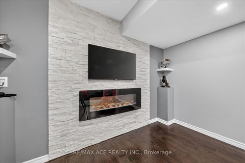 Photo 34 at 1 Aldcroft Crescent, Bowmanville, Clarington