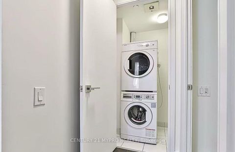 Photo 14 at 417 - 57 St. Joseph Street, Bay Street Corridor, Toronto