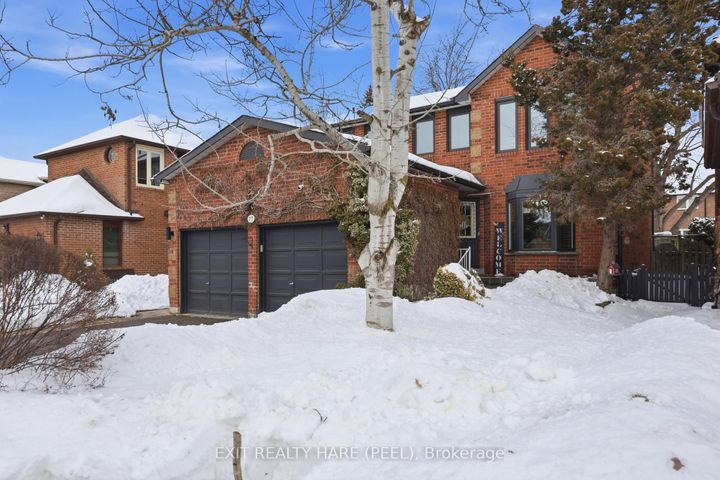Photo 3 at 77 Lord Simcoe Drive, Westgate, Brampton