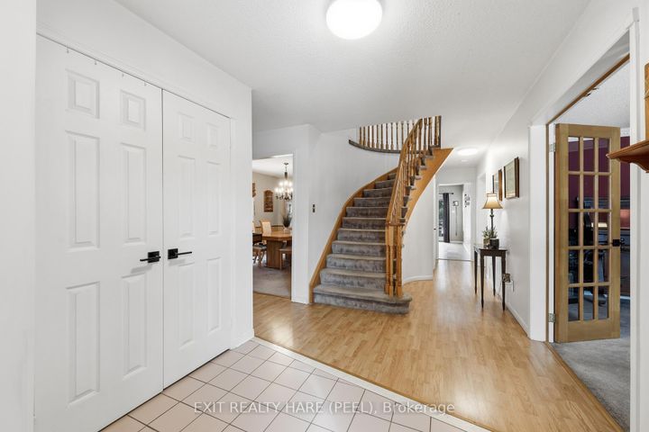 Photo 5 at 77 Lord Simcoe Drive, Westgate, Brampton