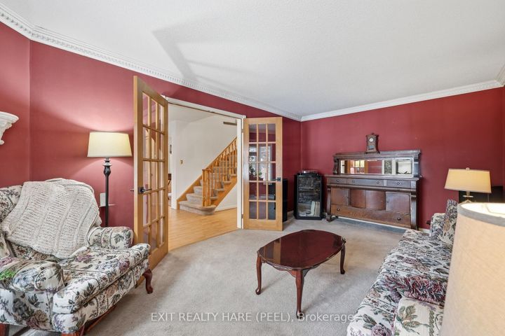 Photo 6 at 77 Lord Simcoe Drive, Westgate, Brampton